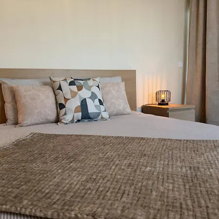 Go4portugal - Magna - Sea View Airco, Balcony & Pool Apartamento