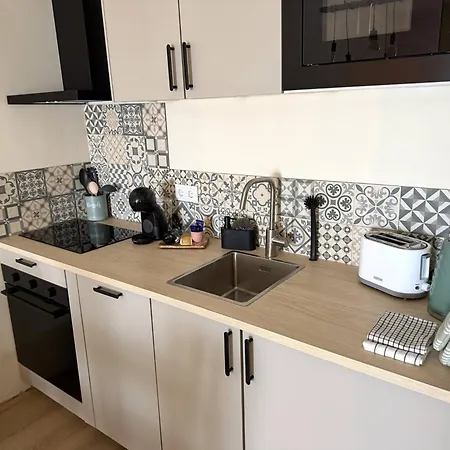 Go4portugal - Magna - Sea View Airco, Balcony & Pool Apartamento Albufeira